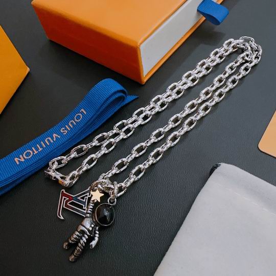 LV Necklace 11lyh350